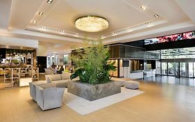 Melia Madrid Barajas